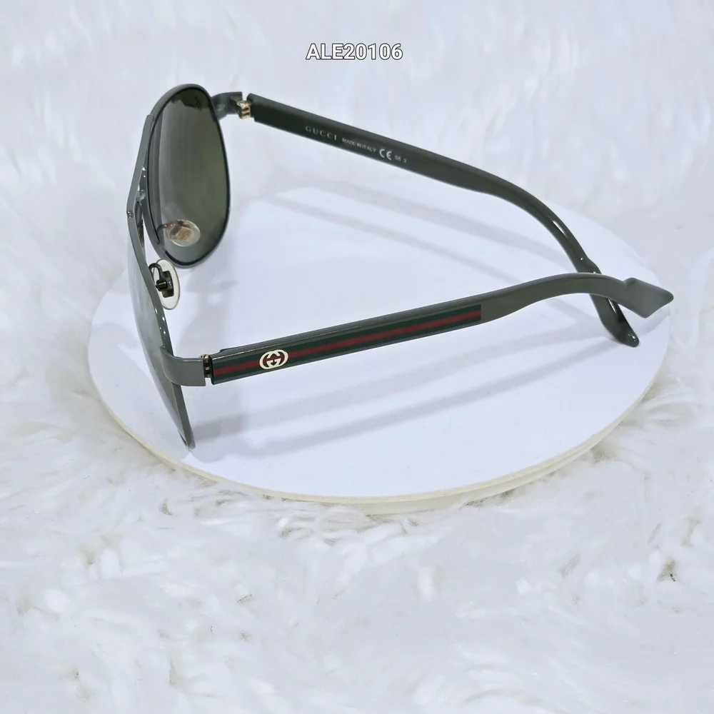 Gucci Gray Aviator Sunglasses GG2898/S with Case.